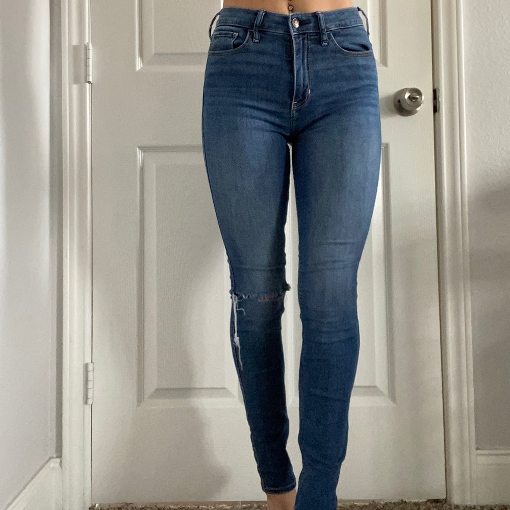 Hollister jeans